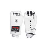 Yaisu Muay Thai Gloves with laces