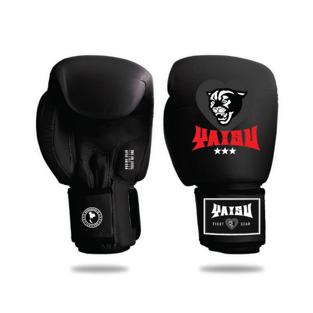 Yaisu Muay Thai Gloves - Heart (Black)
